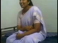South indian Doctor aunty susila drilled hard -more movies 666camgirls.com