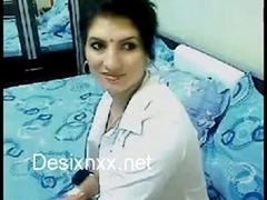 Desi Bhabhi House Alone Chatting Hot sex